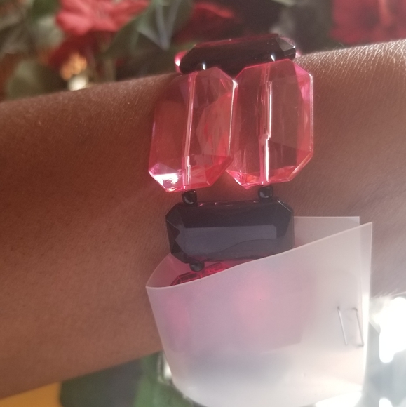 Bracelet - Picture 3 of 3